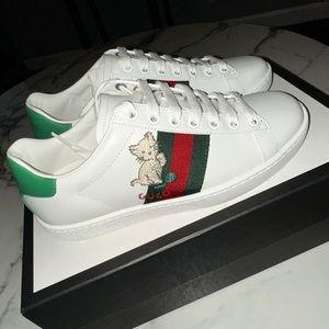 WMNS Embroidered Ace Sneakers-Kitten/Pig